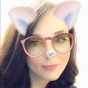 Meet your Posher, Keeley